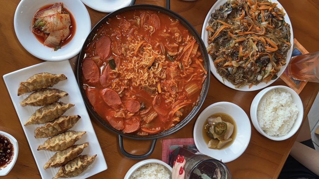 Yedam (comida coreana) Restaurante & Café